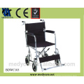 BDWC103 hôpital en aluminium léger fauteuil roulant portable en fauteuil roulant à vendre